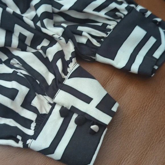 H&M SS2019 TRENDY RICHARD ALLAN DRESS BELL SHAPED SKIRT. - Picture 6 of 9